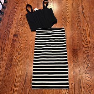 Express fitted black white stripe stretch midi skirt sz s